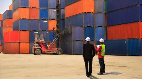 career cluster image of a Logisticians job occupation